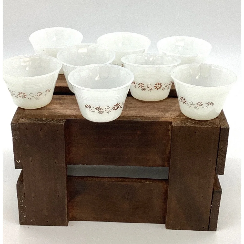 Vintage Milk Glass‎ Custard Bowls, Set of 8 Brown Daisy Dessert Dishes (M5-16)